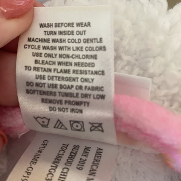 Jojo Siwa Robe - Picture 4 of 4